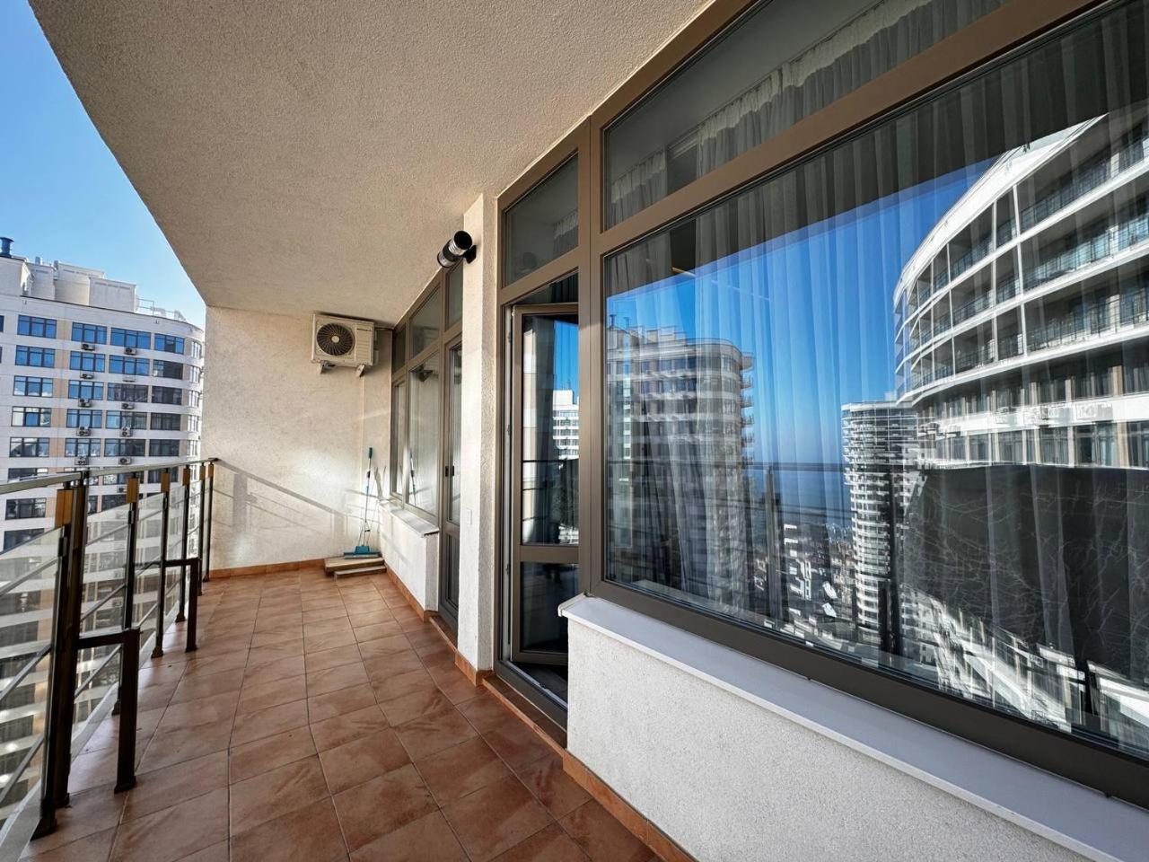 48 Pearl Cozy Apartment Odessa Dış mekan fotoğraf