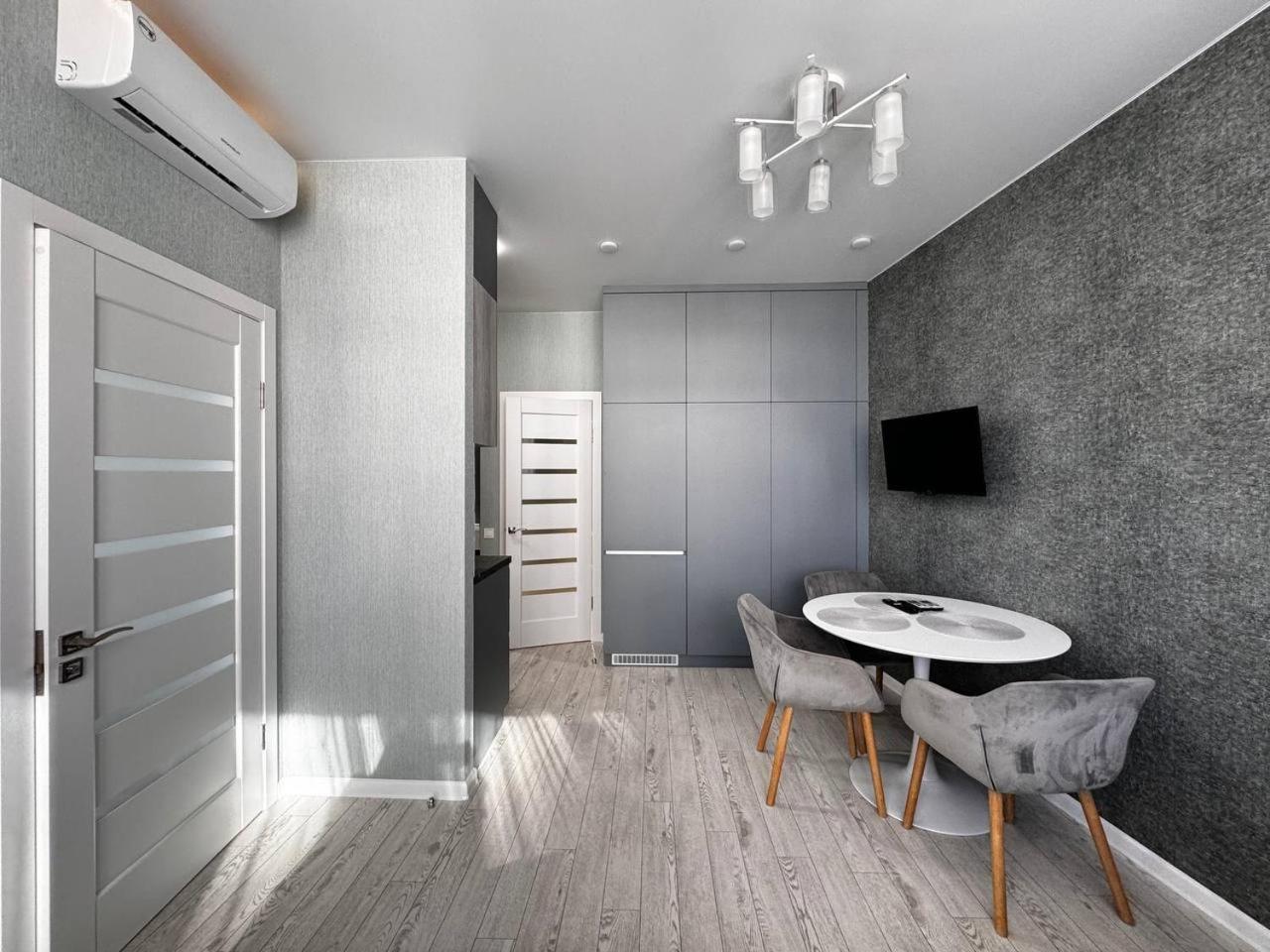 48 Pearl Cozy Apartment Odessa Dış mekan fotoğraf