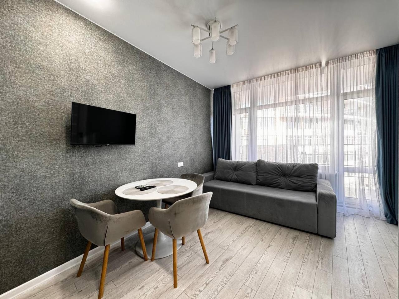 48 Pearl Cozy Apartment Odessa Dış mekan fotoğraf